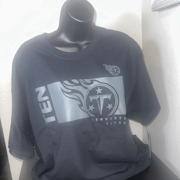 Tennessee Titans Navy Blue T-Shirt - Picture 1 of 3